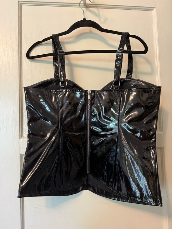 Vixen vinyl maneater top - Picture 2 of 3